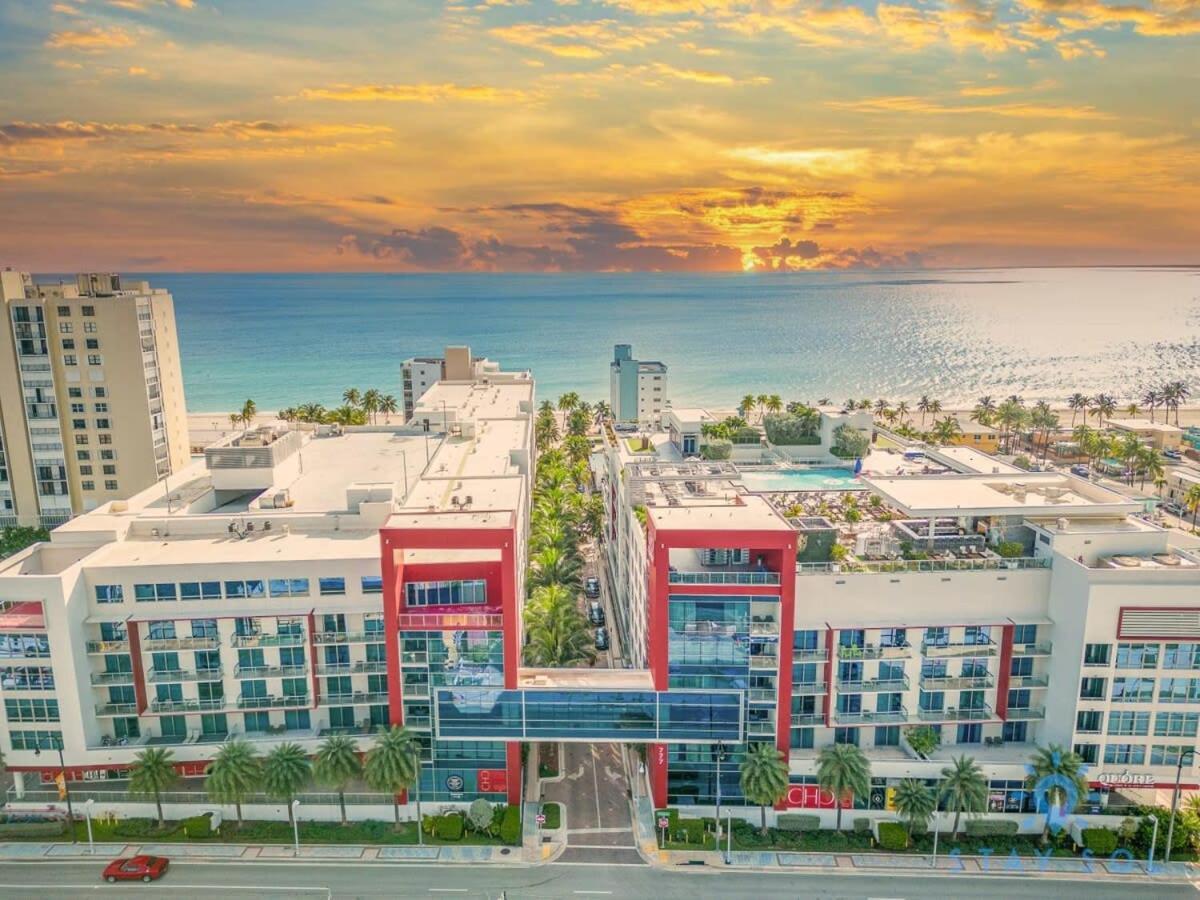 Rooftop Pool - Balcony - Hollywood Beach Broad - Walk エクステリア 写真